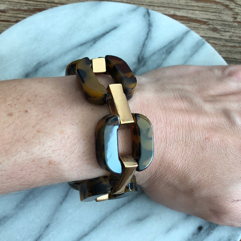 J. Crew gold and tortoise link bracelet